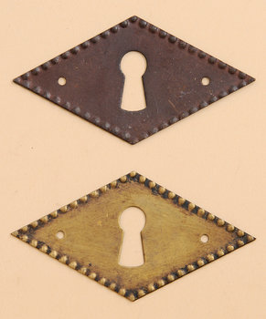 Schlüsselschilder geprägt, Nr. 228, Oberfläche Rost--Messing Antik